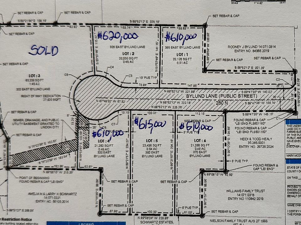 1st image of 271 N 400th St E