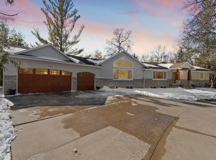 13907 Spring Lake Rd, Minnetonka, MN 55345