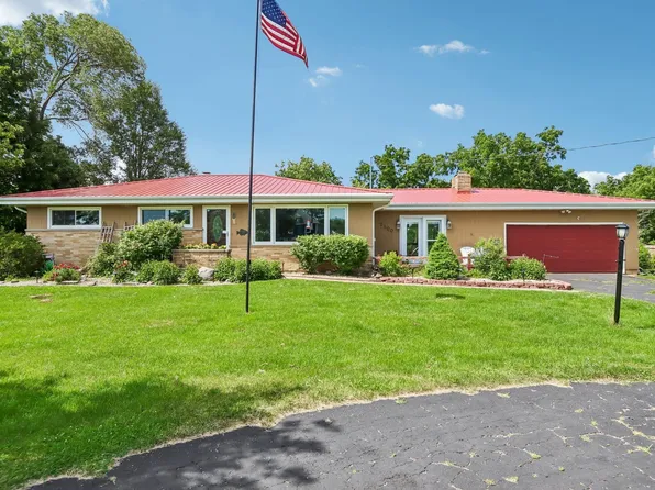 2400 W Avalon Rd, Janesville, WI 53546