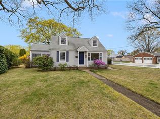 43 Carpenter St, Warwick, RI 02886