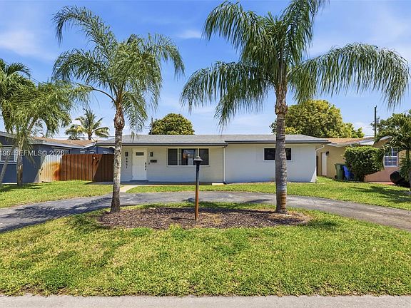 4th image of 8451 NW 16th St