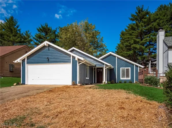 1069 Terrace Ct, Zanesville, OH 43701