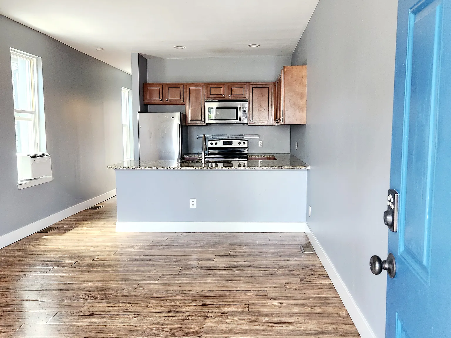 4433 Sherman St — Photo 3