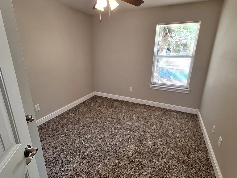 3030 W Perkins St — Photo 13