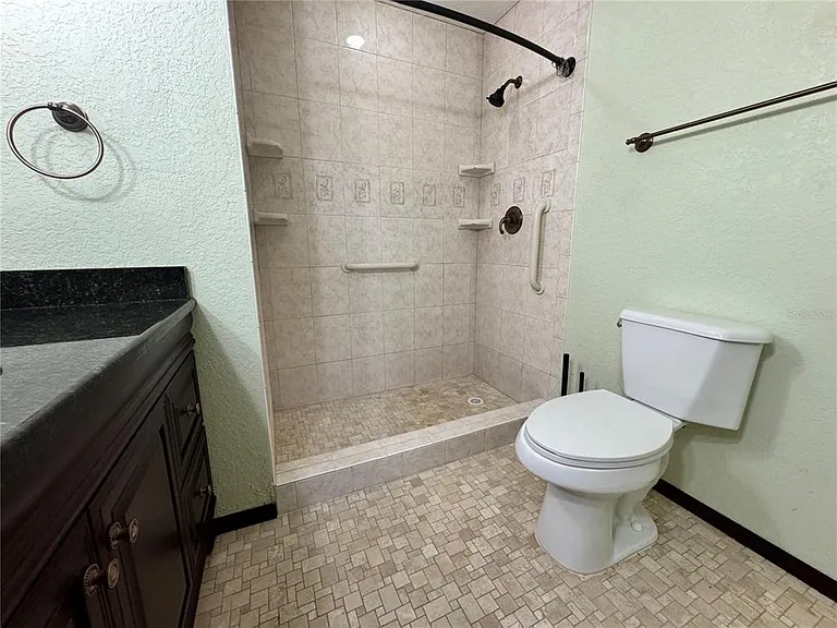 8225 E Highway 25 — Photo 15