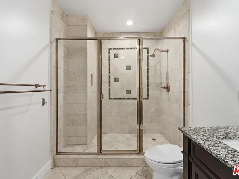 10913 Whipple St #105 — Photo 24