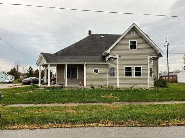 201 W Washington St, Roachdale, IN 46172