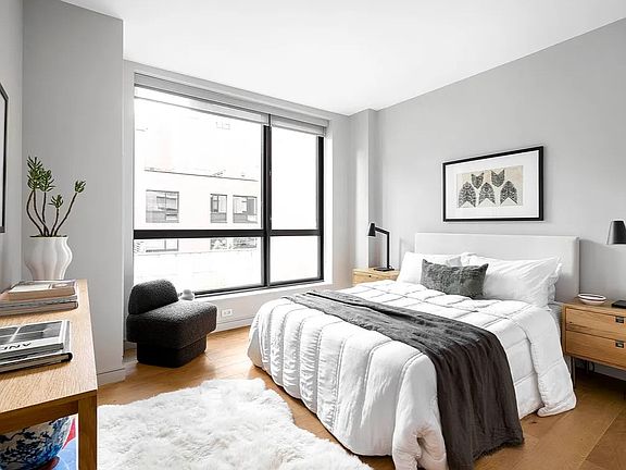 5th image of 540 W 28th St #3F