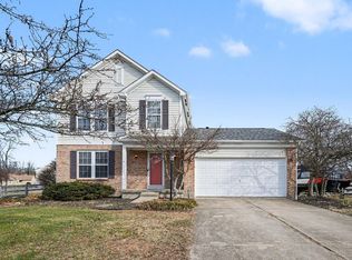 6828 Bunkerwood Dr, Loveland, OH 45140