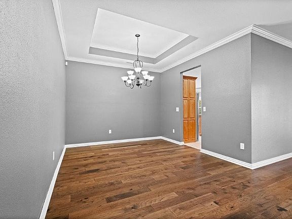 5th image of 701 Tunbridge Dr