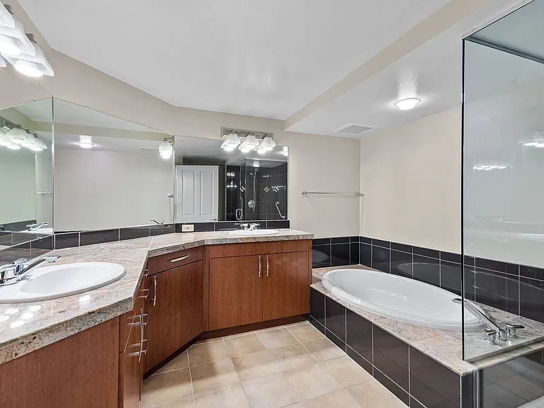 8100 E Union Ave #814 — Photo 37