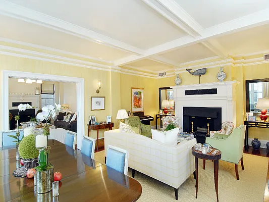 Sold by Sotheby's International Realty | media 14