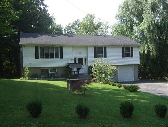 1st image of 99 Kentview Dr