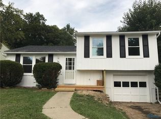 322 Ivanhill Rd, Toledo, OH 43615