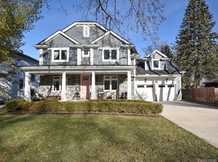 2057 Yorkshire Rd, Birmingham, MI 48009