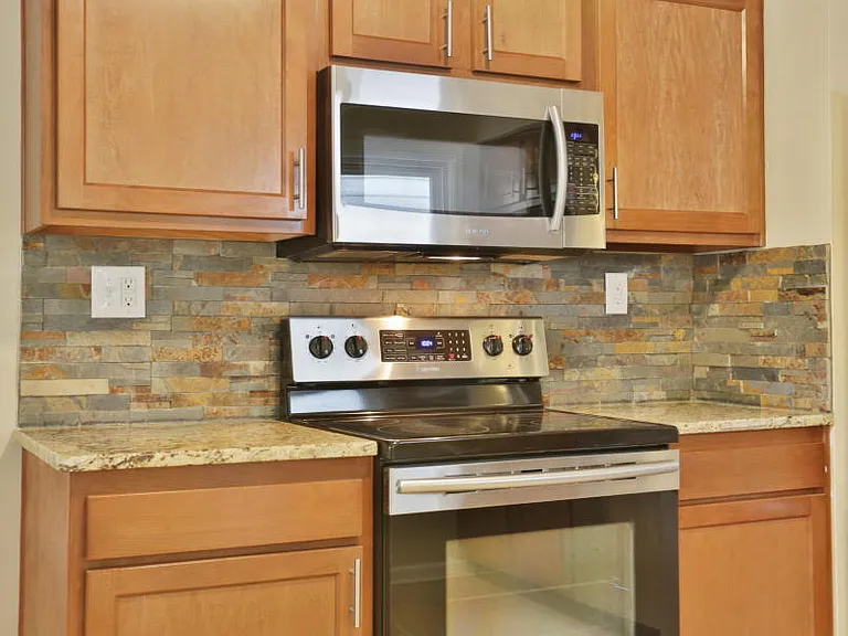 609 Marquette Dr — Photo 15