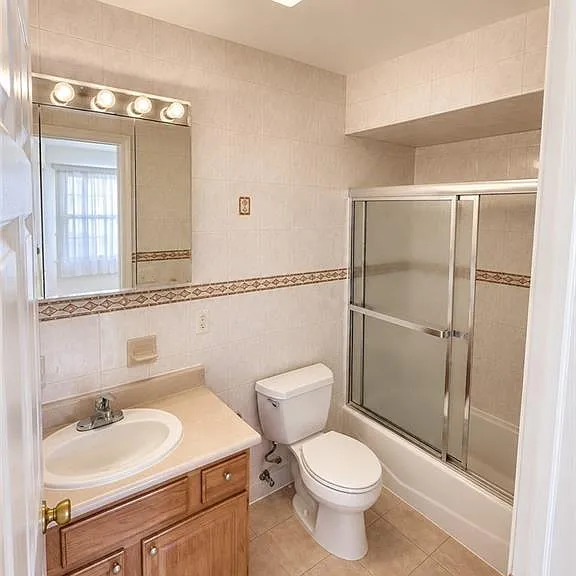 217 Van Buren St — Photo 15