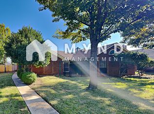 1816 Quail Run Dr, Garland, TX 75040