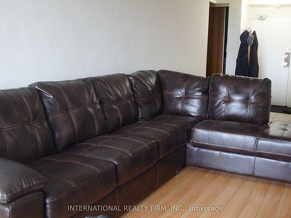 4th image of 75 Emmett Ave #503