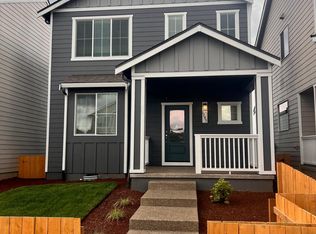 1285 Parkside Ave, Woodburn, OR 97071