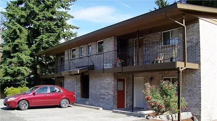 1st image of 5620 168th St SW APT 3