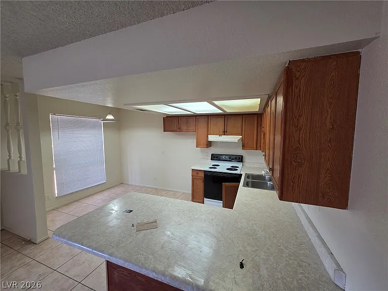 4300 N Lamont St #232 — Photo 5