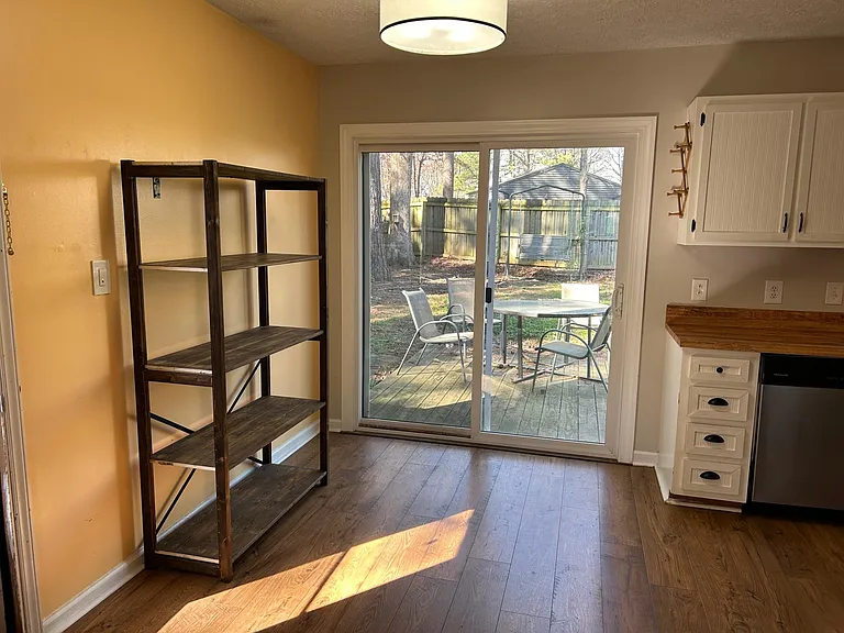 3304 Joanne Dr — Photo 5