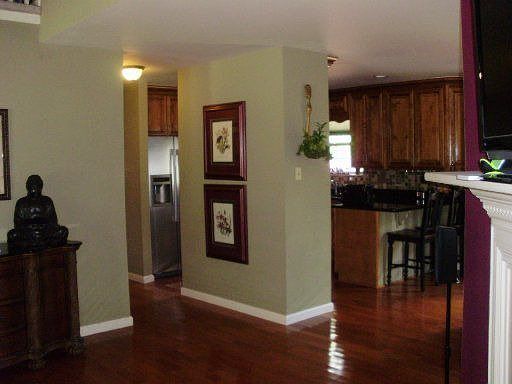 3rd image of 10344 Highgate Cir