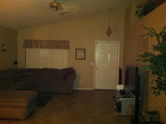 living room vaulted ceiling