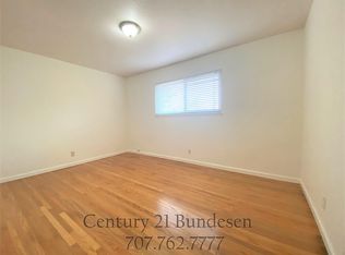 85 Queens Ln, Petaluma, CA 94952