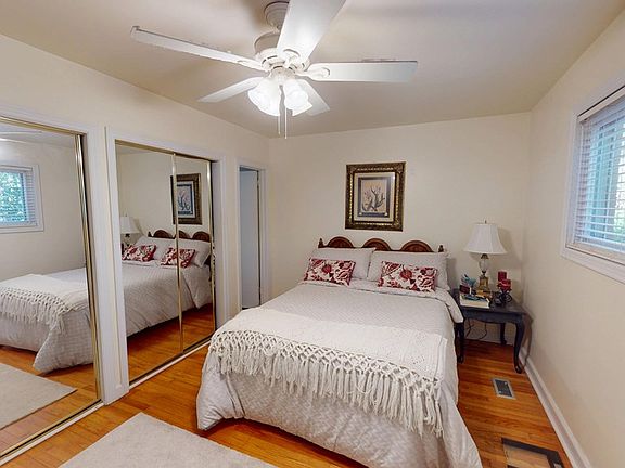 3rd image of 1206 Fleming Rd