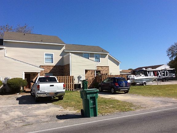 2nd image of 133 4th Ave #133