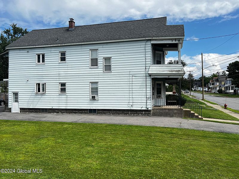 3rd image of 1431 Nott Street
