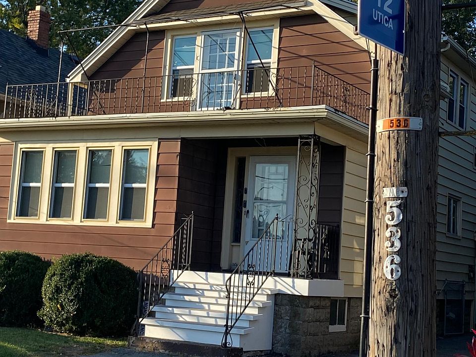 1st image of 532 Winspear Ave #2