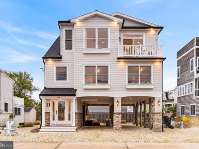 118 W Delaware Ave, Brant Beach, NJ, 08008