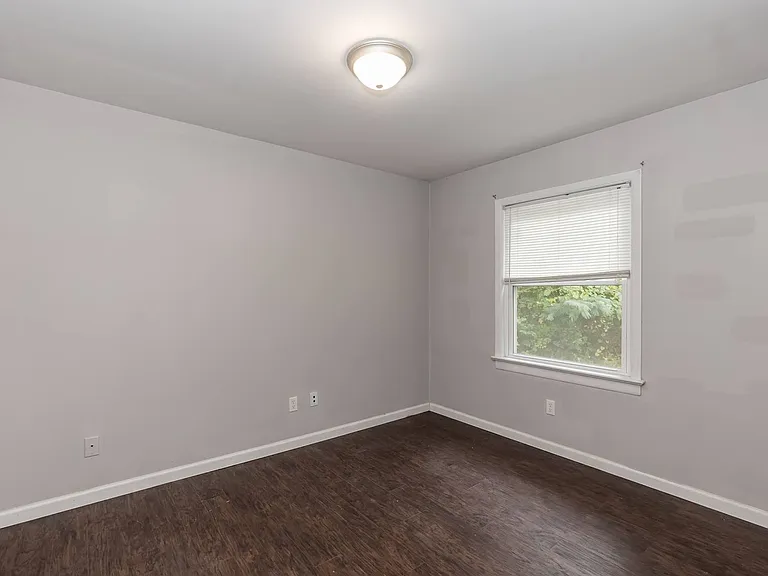 Woodard Street Apartments — Photo 12