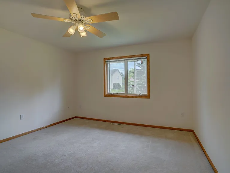 865-867 Harper Dr — Photo 6