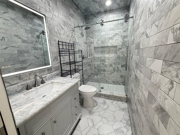 1427 Kappa St — Photo 18