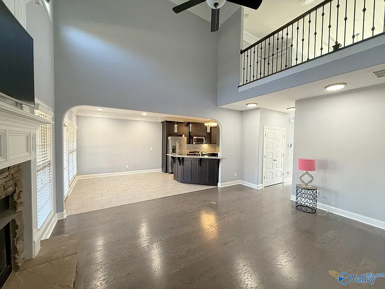 218 Woodgrove Dr — Photo 14