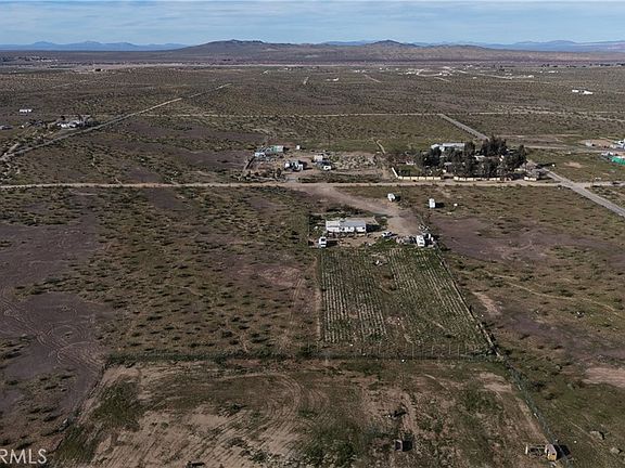 5th image of 19033 Wagonwheel Rd