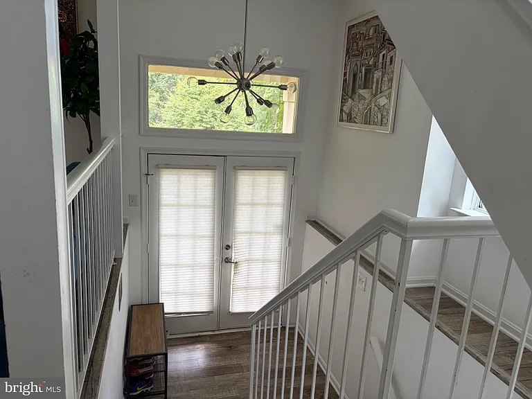 15618 Montview Dr — Photo 22