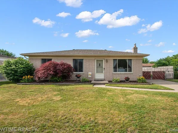 12135 Ontario Dr, Sterling Heights, MI 48313