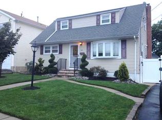 30 Daniel St, Port Reading, NJ 07064
