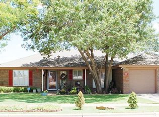 11 Bennett Cir, Wolfforth, TX 79382