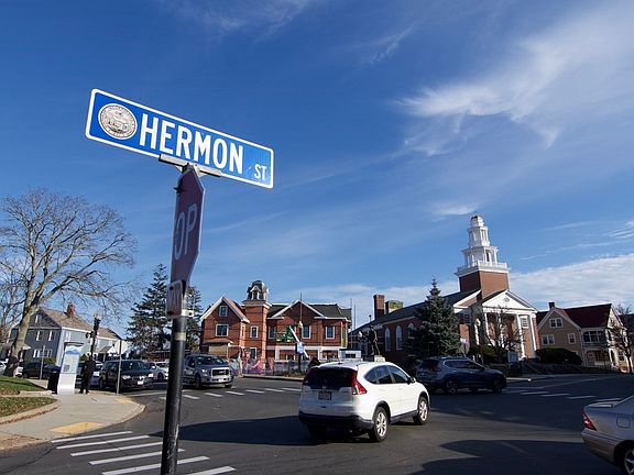 3rd image of 16 Hermon St #3