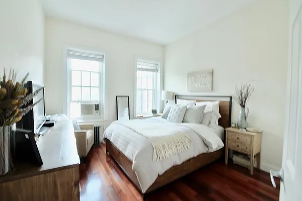 Rented by KYLM, LLC | media 18