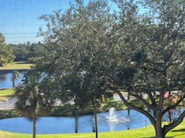 2424 W Tampa Bay Blvd #1, Tampa, FL 33607