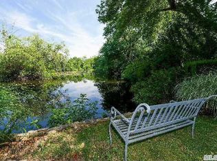 150 Veronica Ln, North Babylon, NY 11703