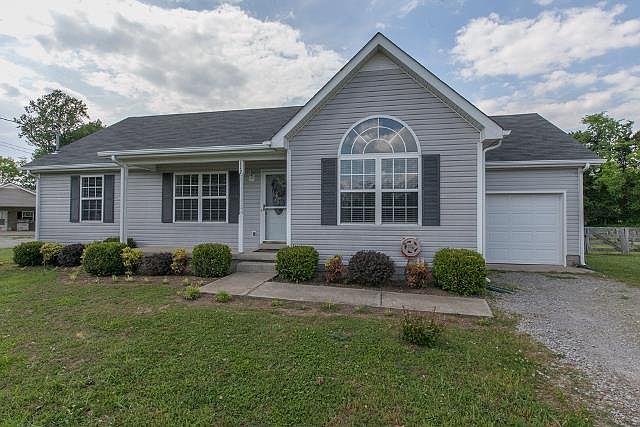 1st image of 112 Maddie Ct