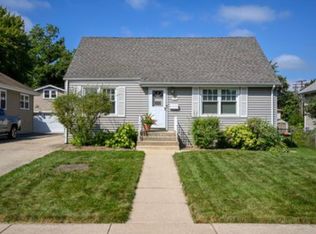 108 S Craig Pl, Lombard, IL 60148